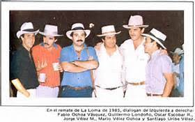 Los Ochoa y Los Uribes